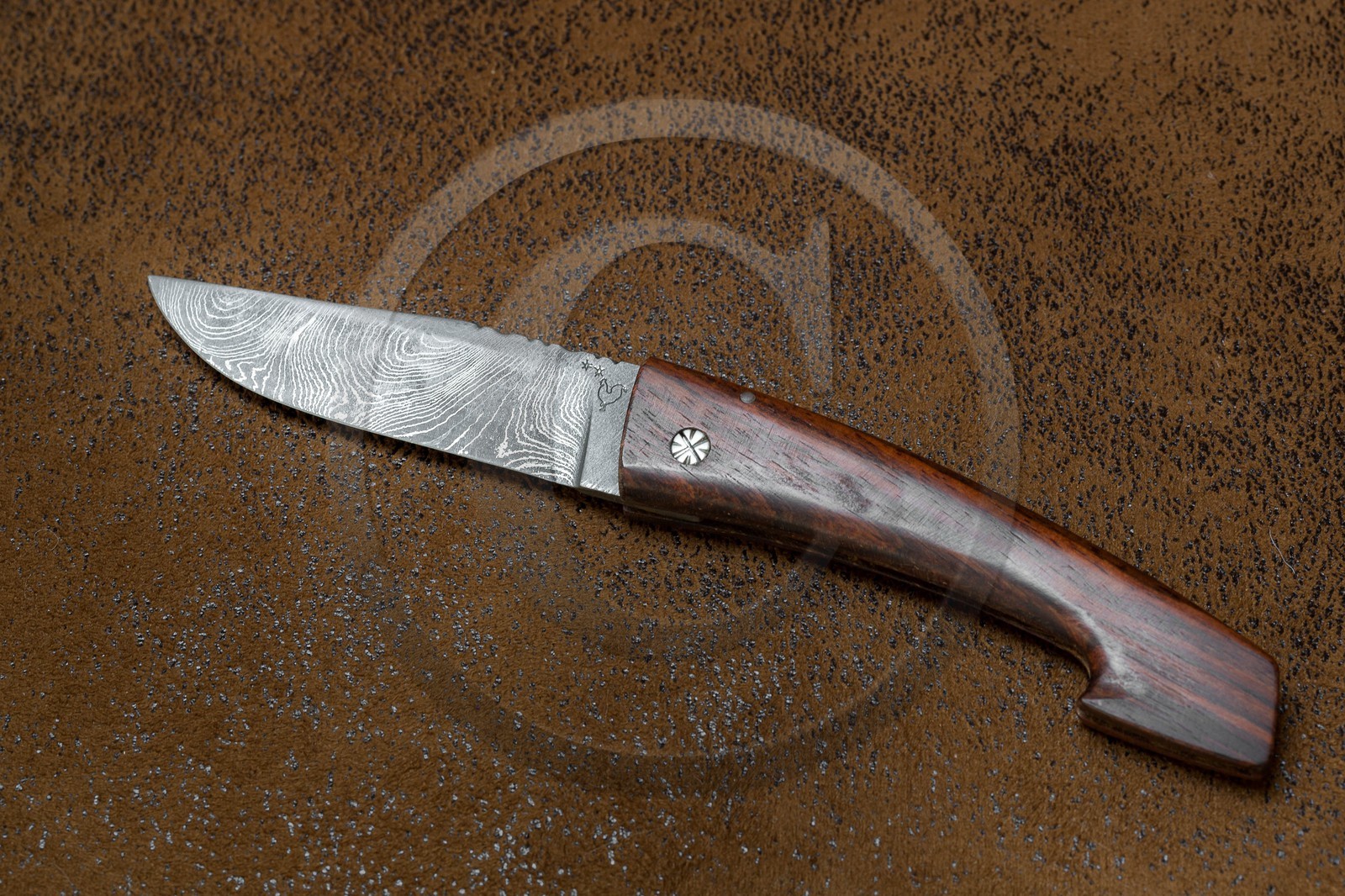 Sylvain Brunet, artisan coutelier à Saint-Véran