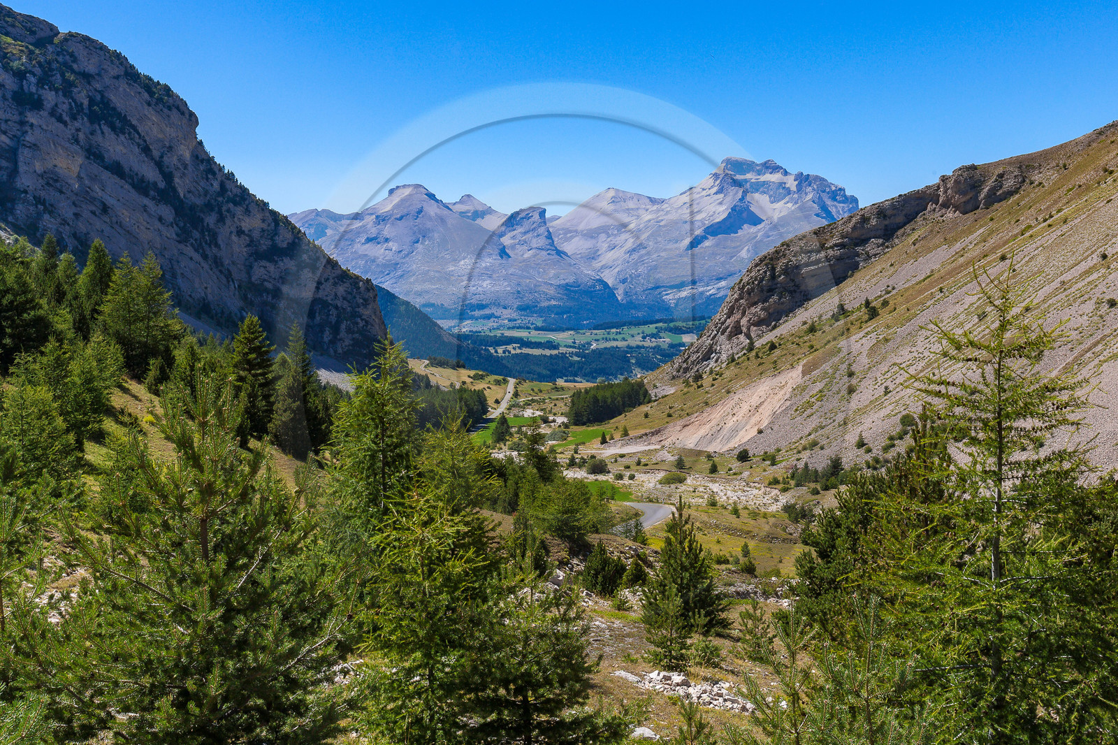 Col du Noyer, Petit et Grand Ferrand