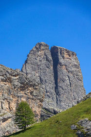 Valle Maira, Monte Castello