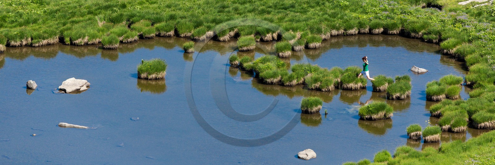 Vallon du Laverq, lac et tourbière Les Eaux-Tortes