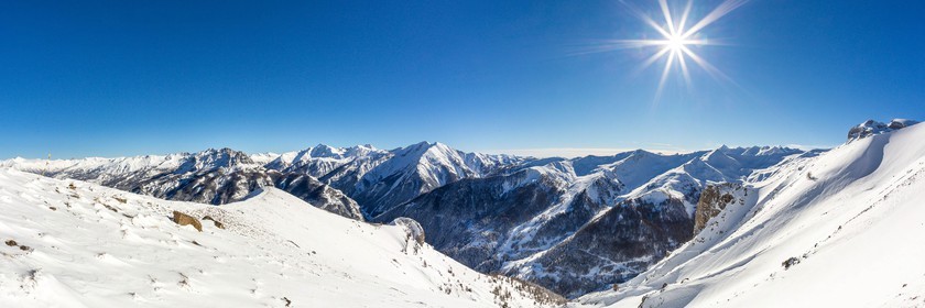 Uvernet-Fours, station de ski de Praloup, vallon des Agneliers
