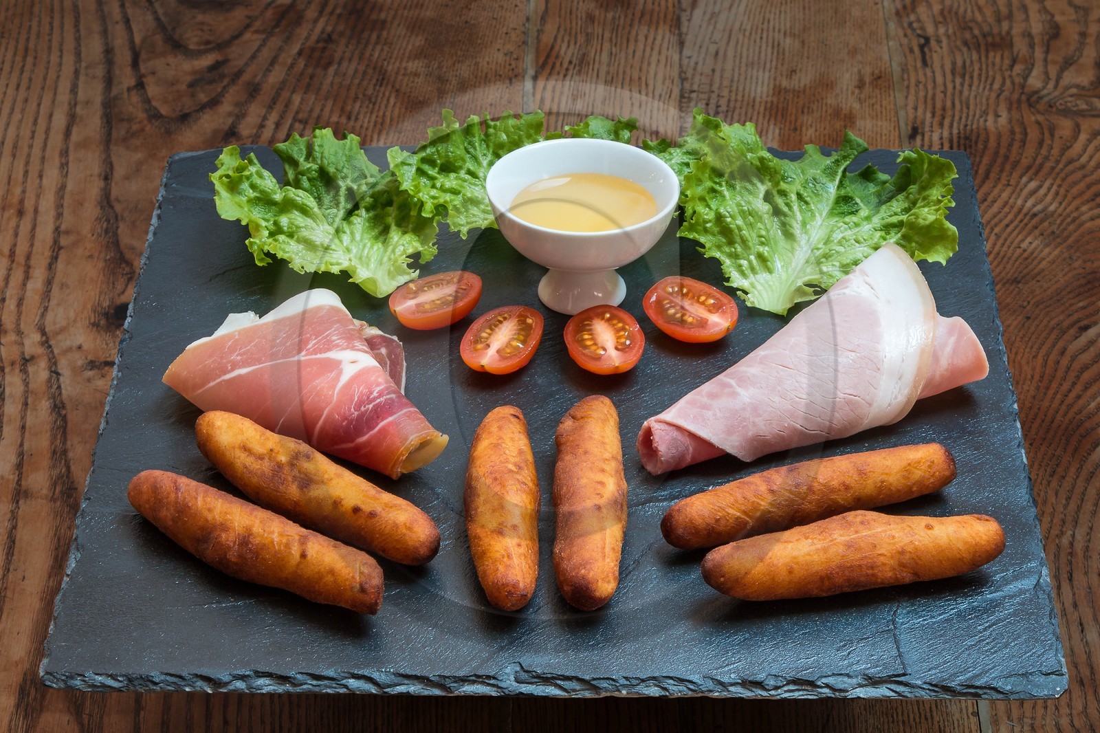 Saveurs des Montagnes, Le Champ d'Or, assiette du Champsaur, charcuterie et ravioles