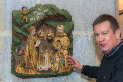Nativité en bois polychrome du XVème siècle