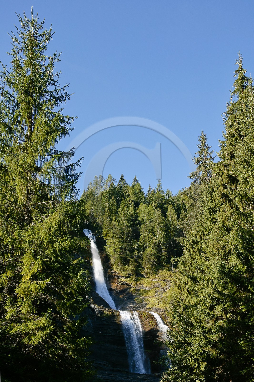Réserve naturelle de Sixt-Passy, Cascade du Rouget