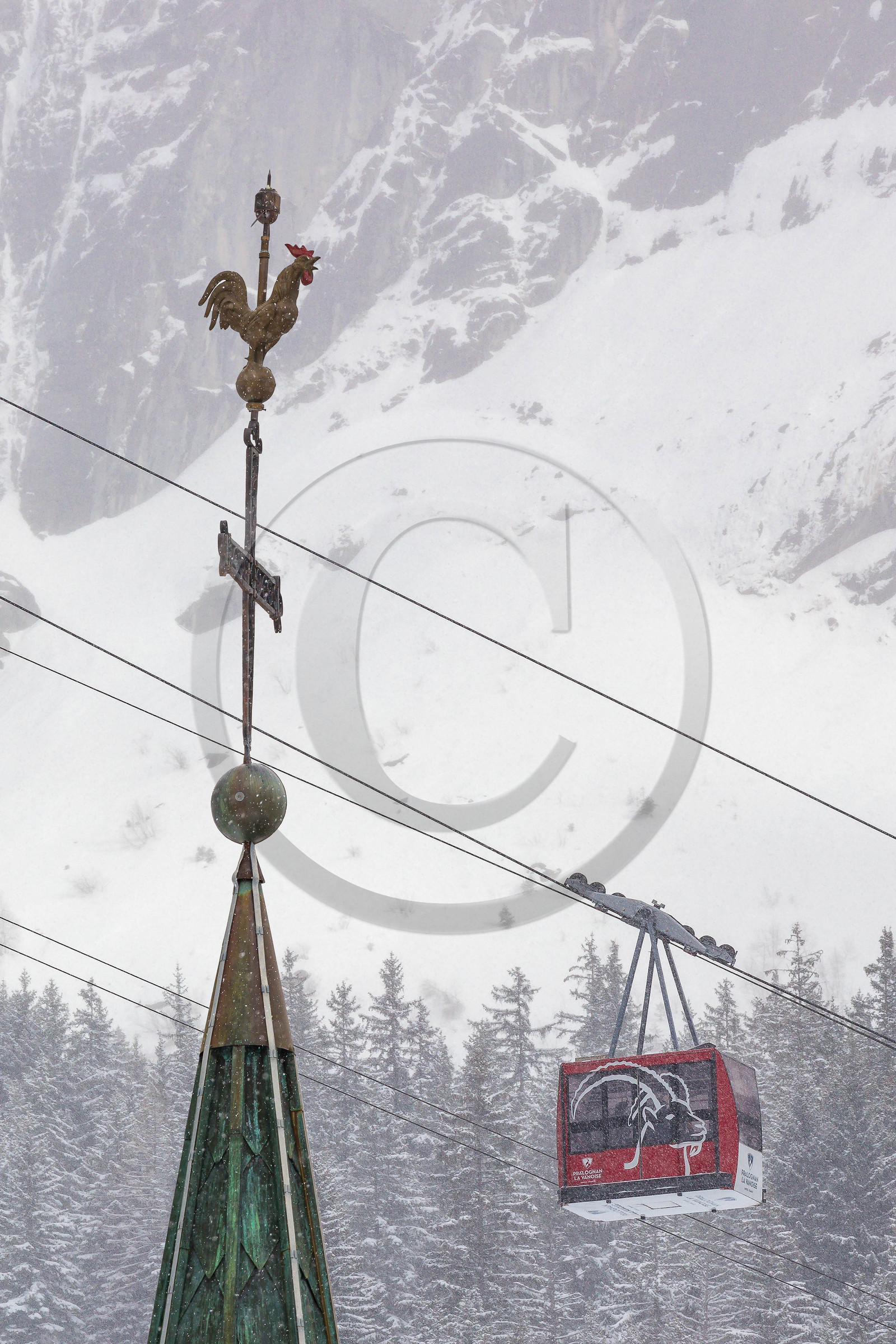 Pralognan-la-Vanoise, téléphérique du Mont Bochor