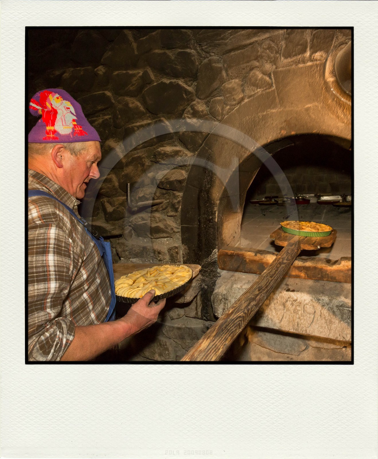 Village de Villar-d'Arène, fête du pain bouilli ou pain noir, Maurice Rousset, fourniron