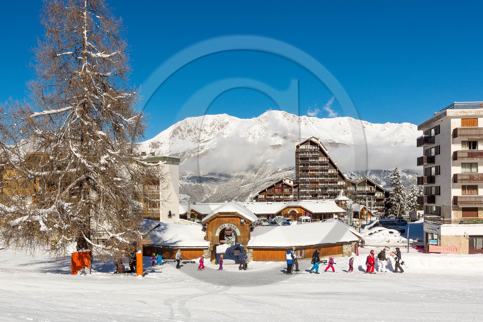 Uvernet-Fours, station de ski de Praloup
