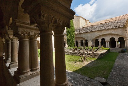 Prieuré Notre-Dame de Ganagobie,  cloître roman