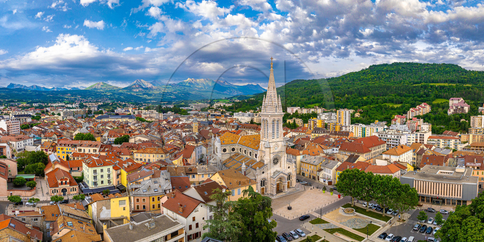 Gap, Cathédrale Notre-Dame et Saint-Arnoux