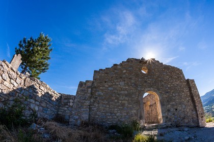 Barret sur Méouge Chapelles (St-Laurent XIe XIIe siècle)