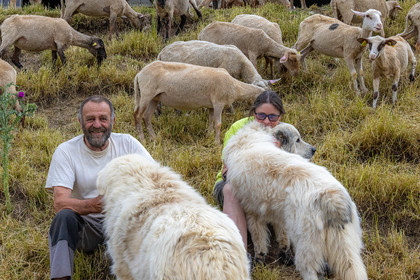 Turriers, Ingrid Briclot et André Maurel, éleveurs