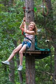 Barcelonnette, Jungle Park, parc aventure, parcours acrobranche, grimper dans les arbres