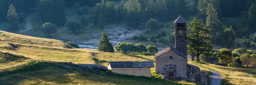 Saint-Paul-sur-Ubaye, Église Saint-Antoine-du-Désert de Maurin