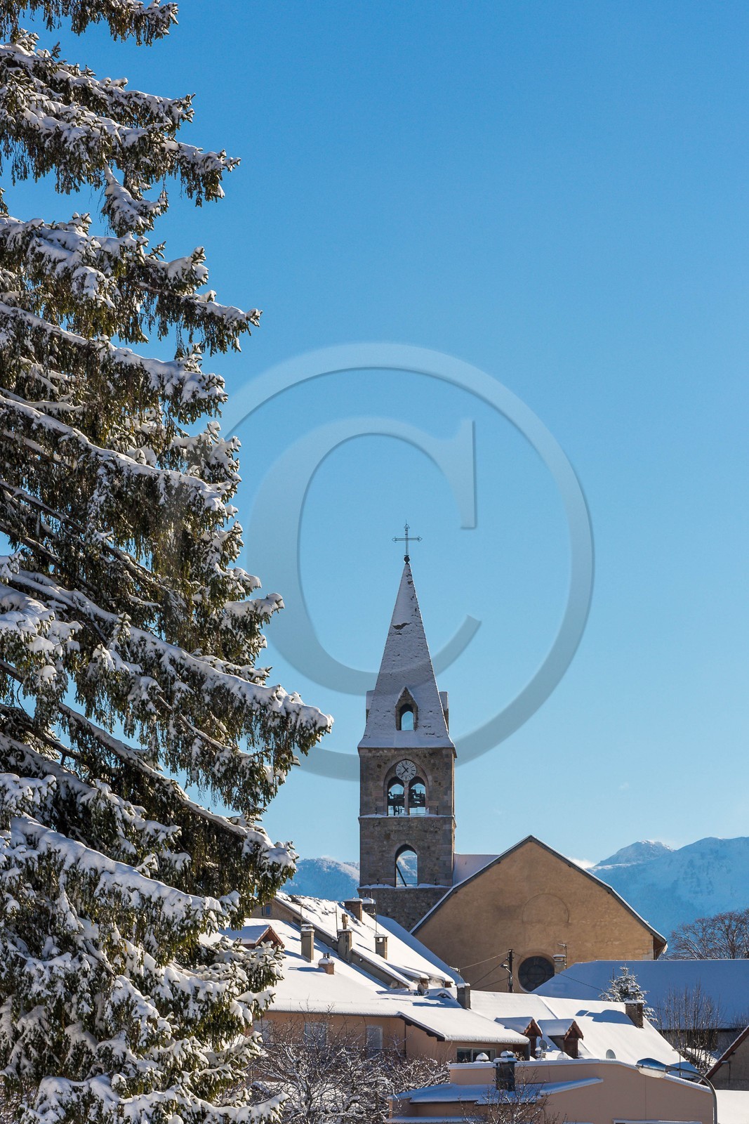 Pays de Serre-Ponçon, village de Chorges