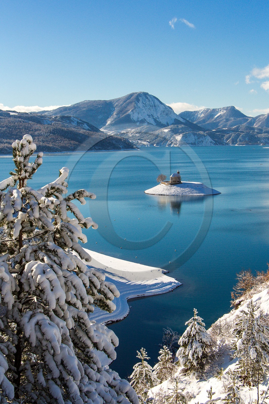 photographe professionnel, illustration, architecture, nature et environnement, sports et loisirs, spécialiste de la photographie panoramique, reportages, photographie aérienne et semi-aérienne