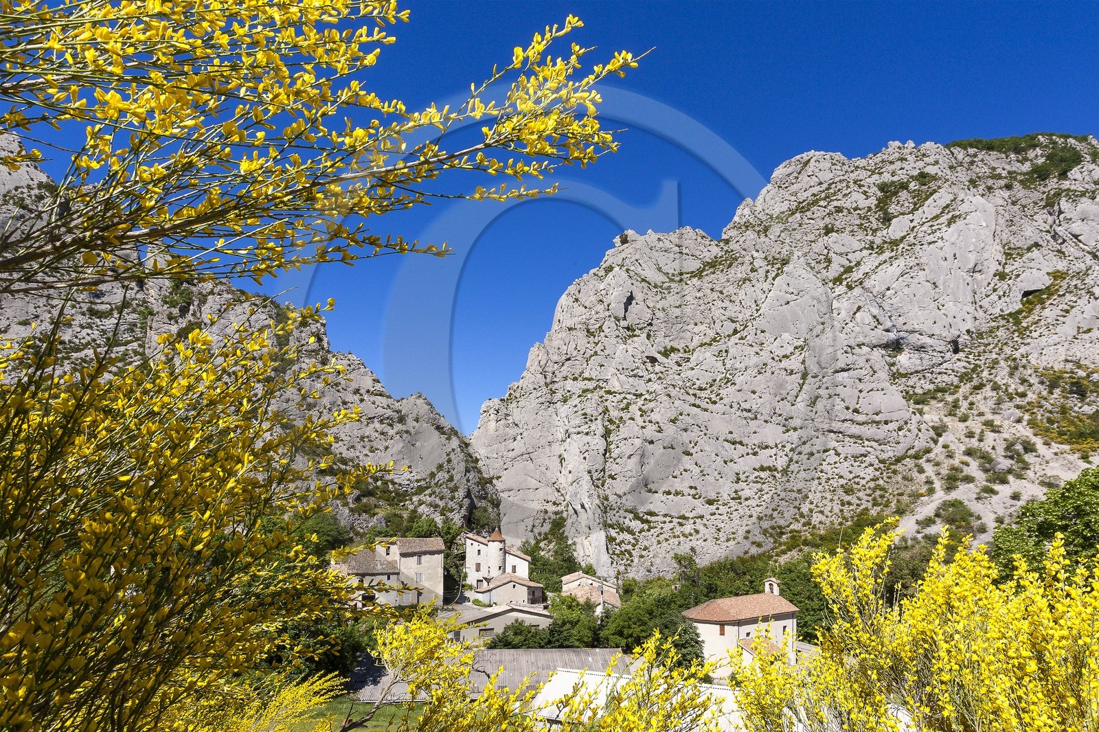 vallée du Buëch, village de Sigottier