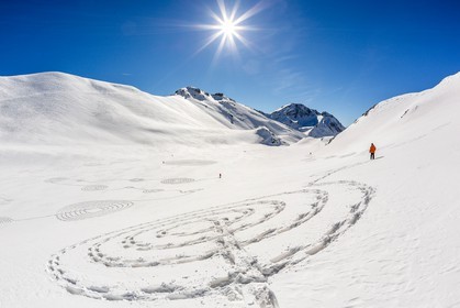 Serre-Chevalier, Snow drawings, une œuvre de l'artiste Sonja Hinrichsen