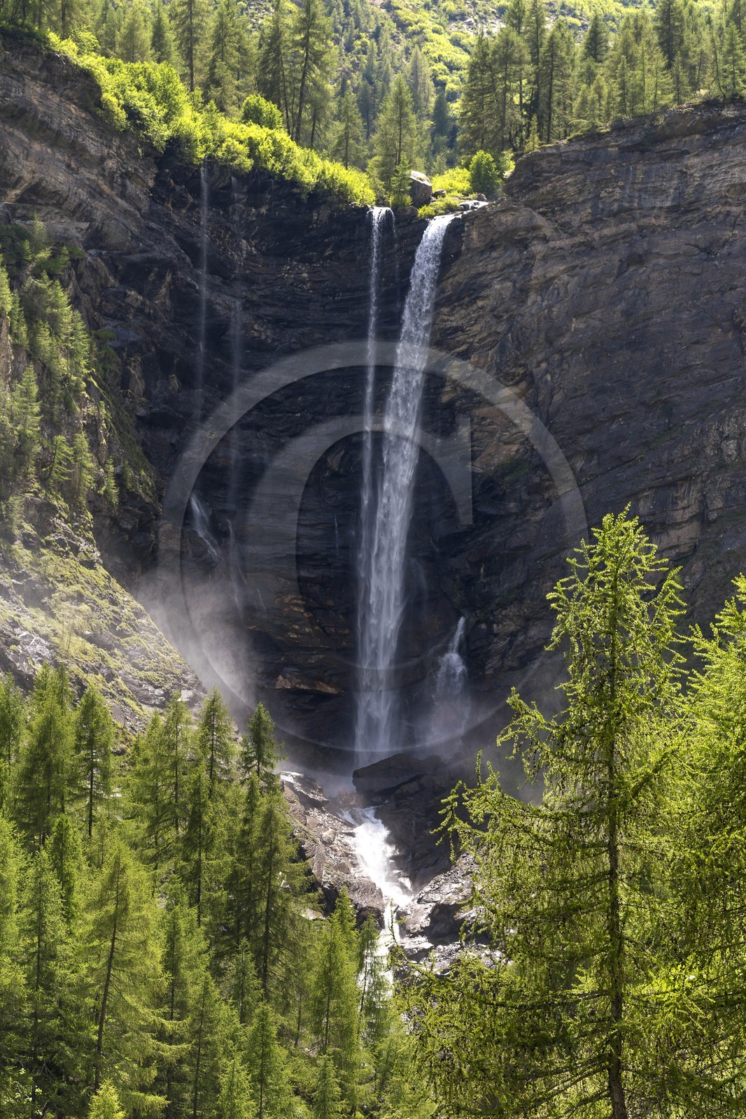 Vallée de Champoléon, refuge du Tourond