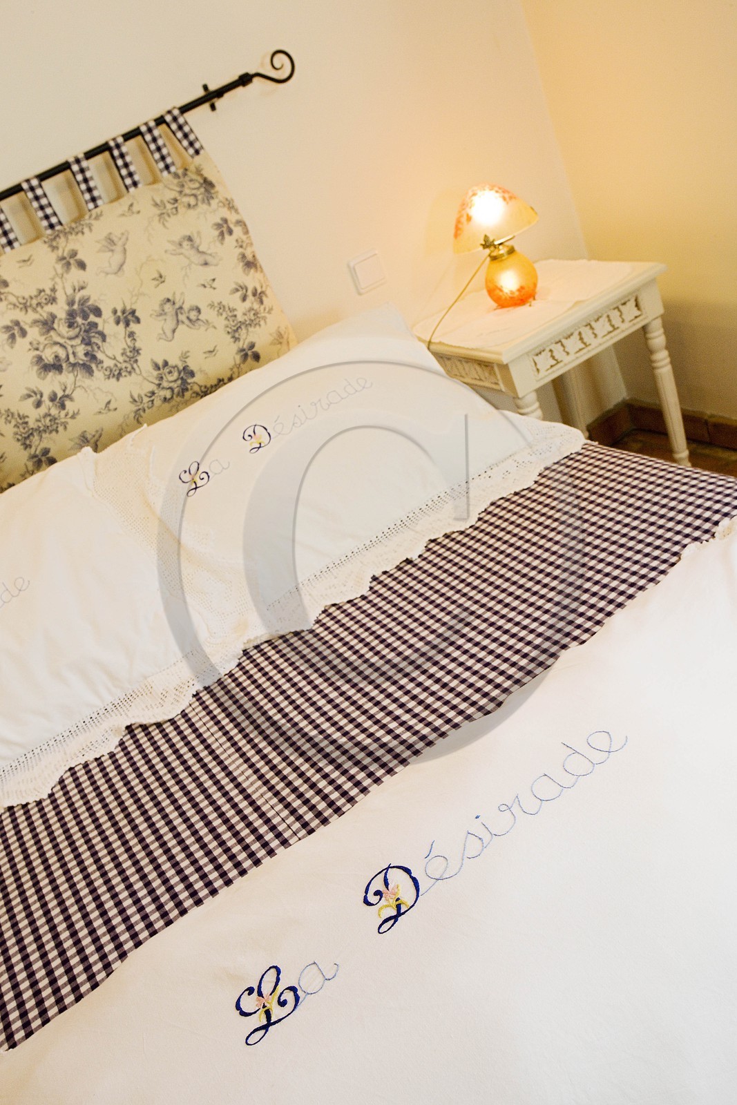 Laragne , Chambre d'hôtes La Désirade