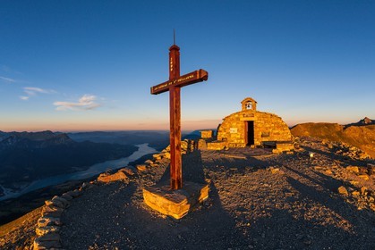 Lac de Serre-Ponçon, Chapelle du Mont Guillaume (2 552 mètres d'altitude)