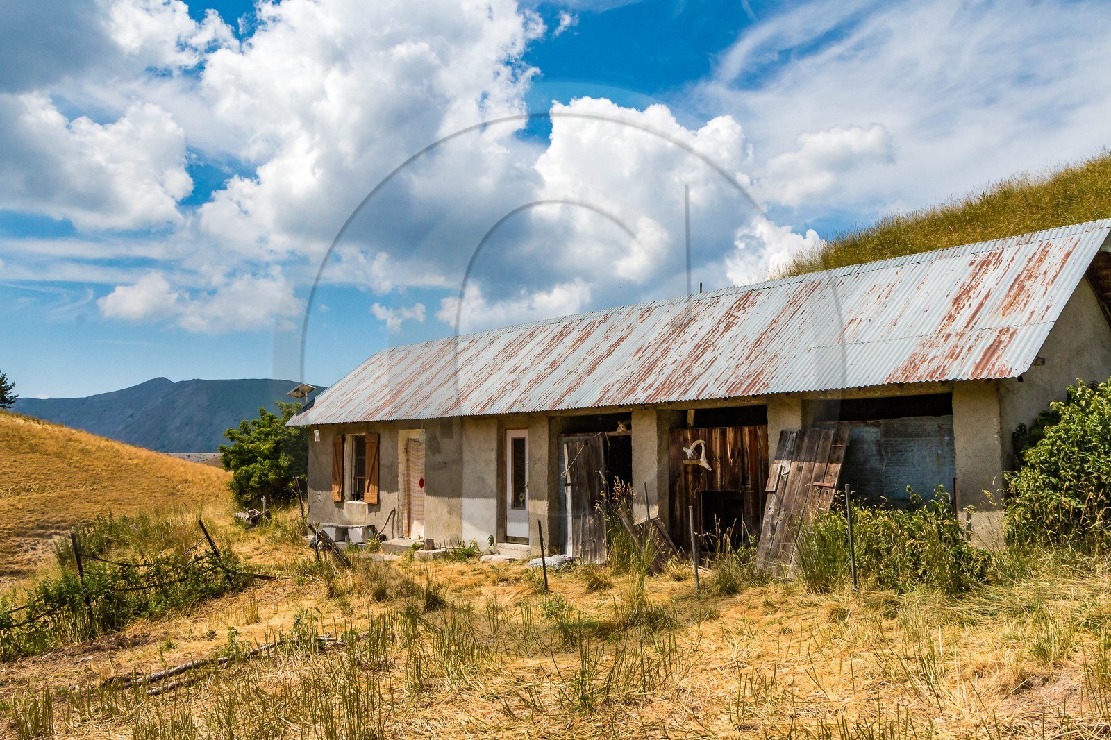 Alpage de Val-Haut, cabane du Grand Val-Haut