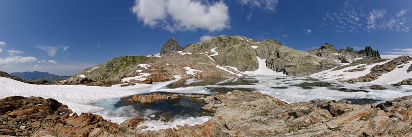 Les Lacs Noirs, le Mont-Blanc et les Fiz
