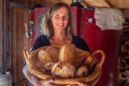 Le Pain de Coste Joffre, Claire Louise
