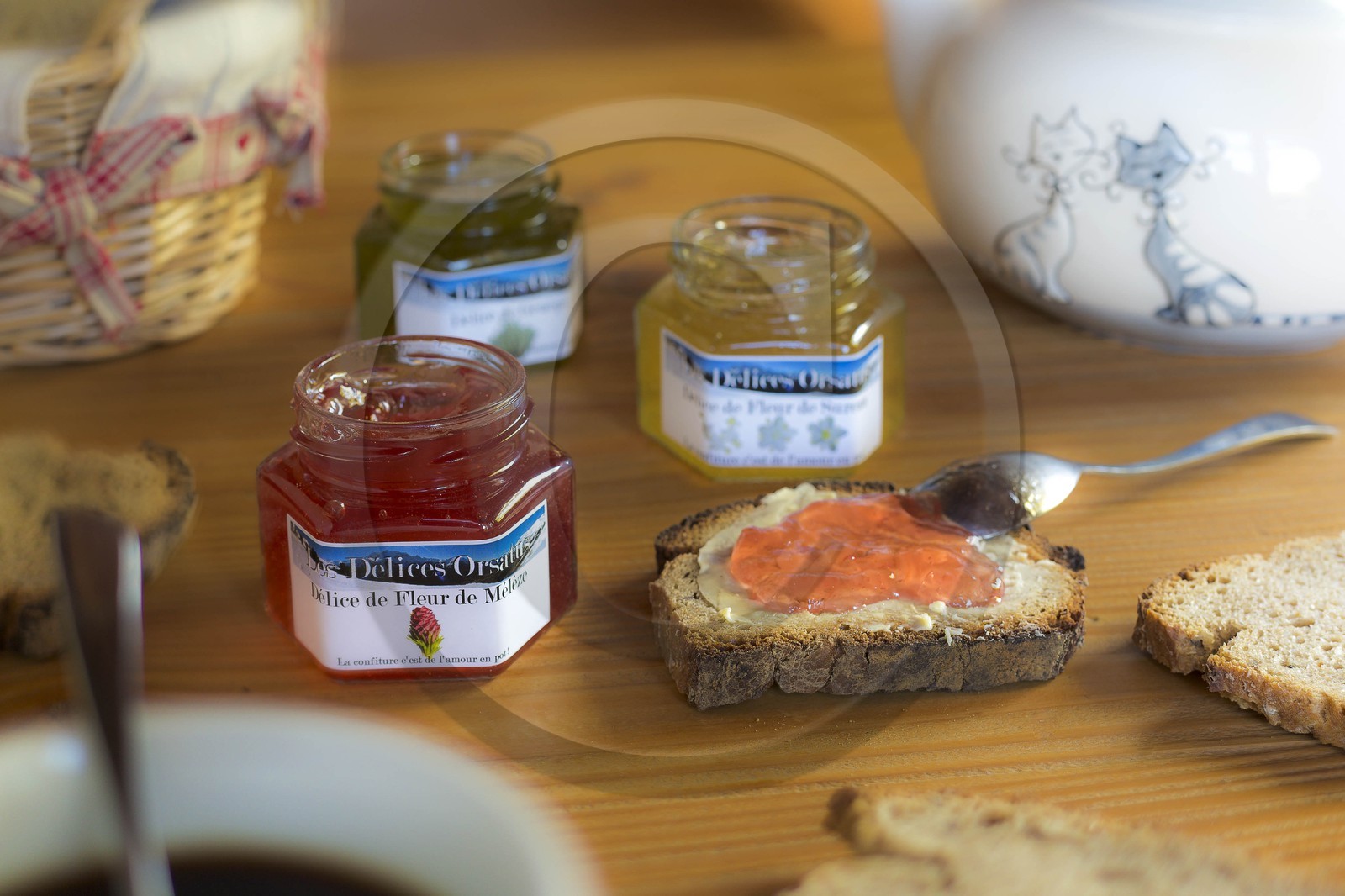 Confiture de génépi, fleur de mélèze, fleur de sureau