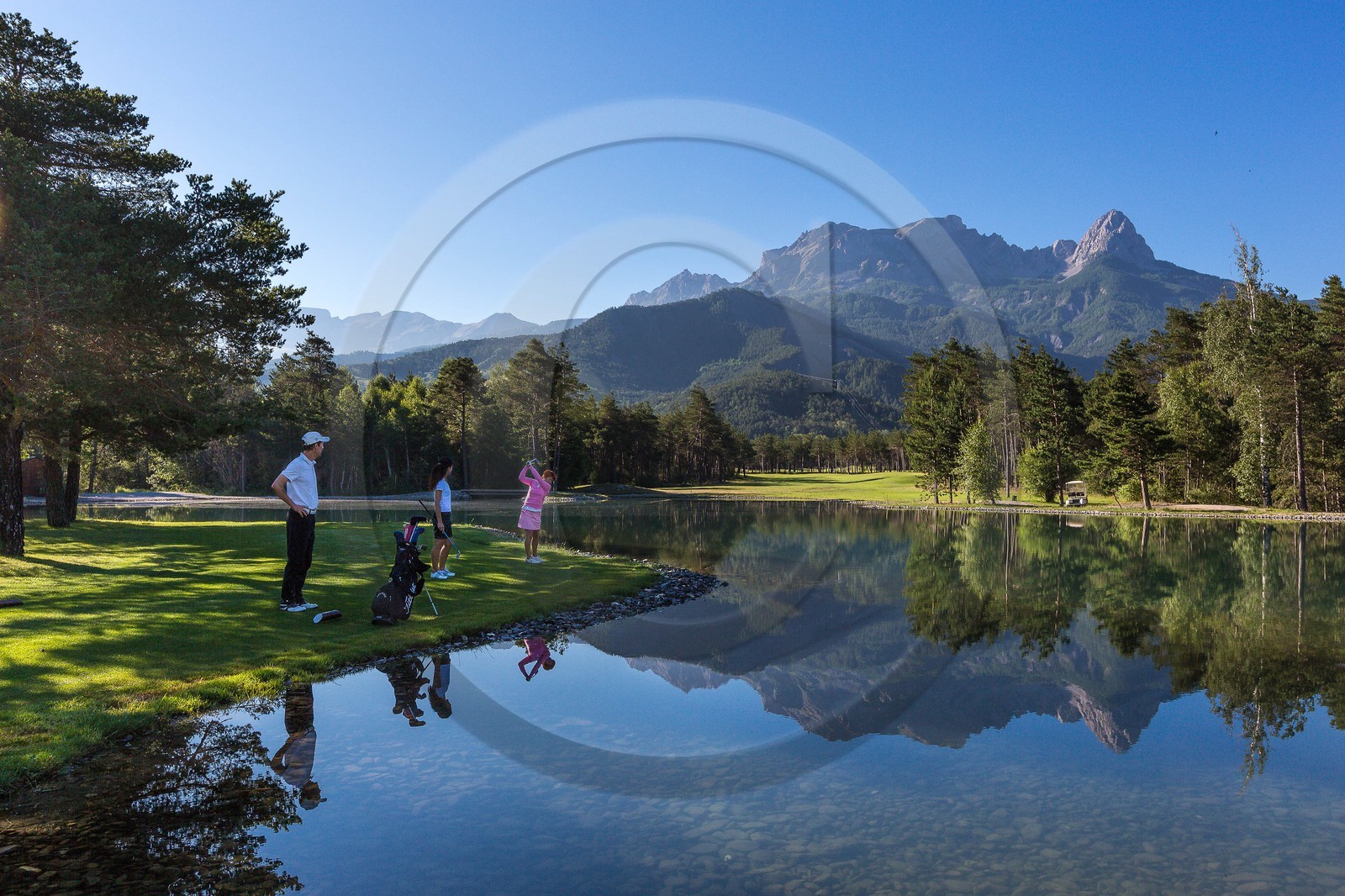Barcelonnette, Golf de Bois-Chenu