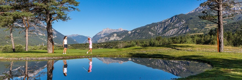 Barcelonnette, Golf de Bois-Chenu