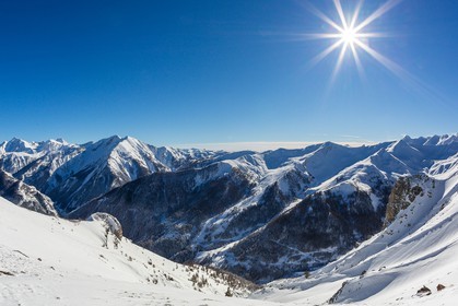 Uvernet-Fours, station de ski de Praloup, vallon des Agneliers