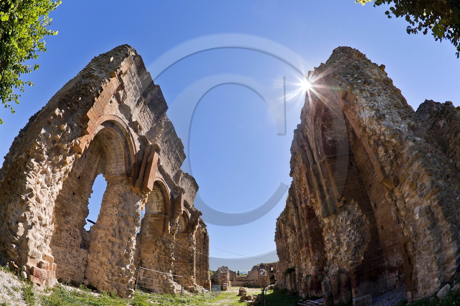 Saint-André de Rosans, Prieuré fondé par l'ordre de Cluny au Xème siècle