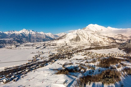 Vallée du Champsaur, station village d'Ancelle
