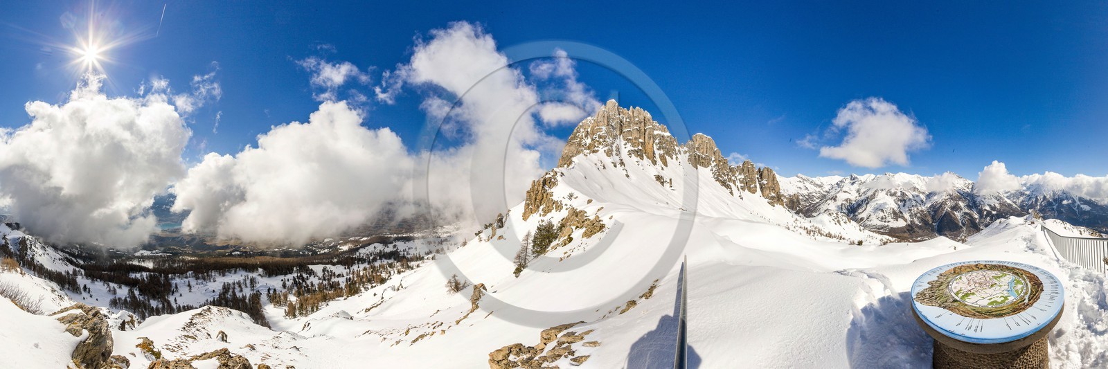 Pays de Serre-Ponçon, Réallon et les Aiguilles de Chabrières, table d'orientation