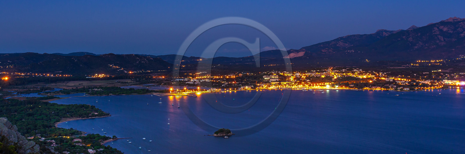 Porto-Vecchio, le port la nuit