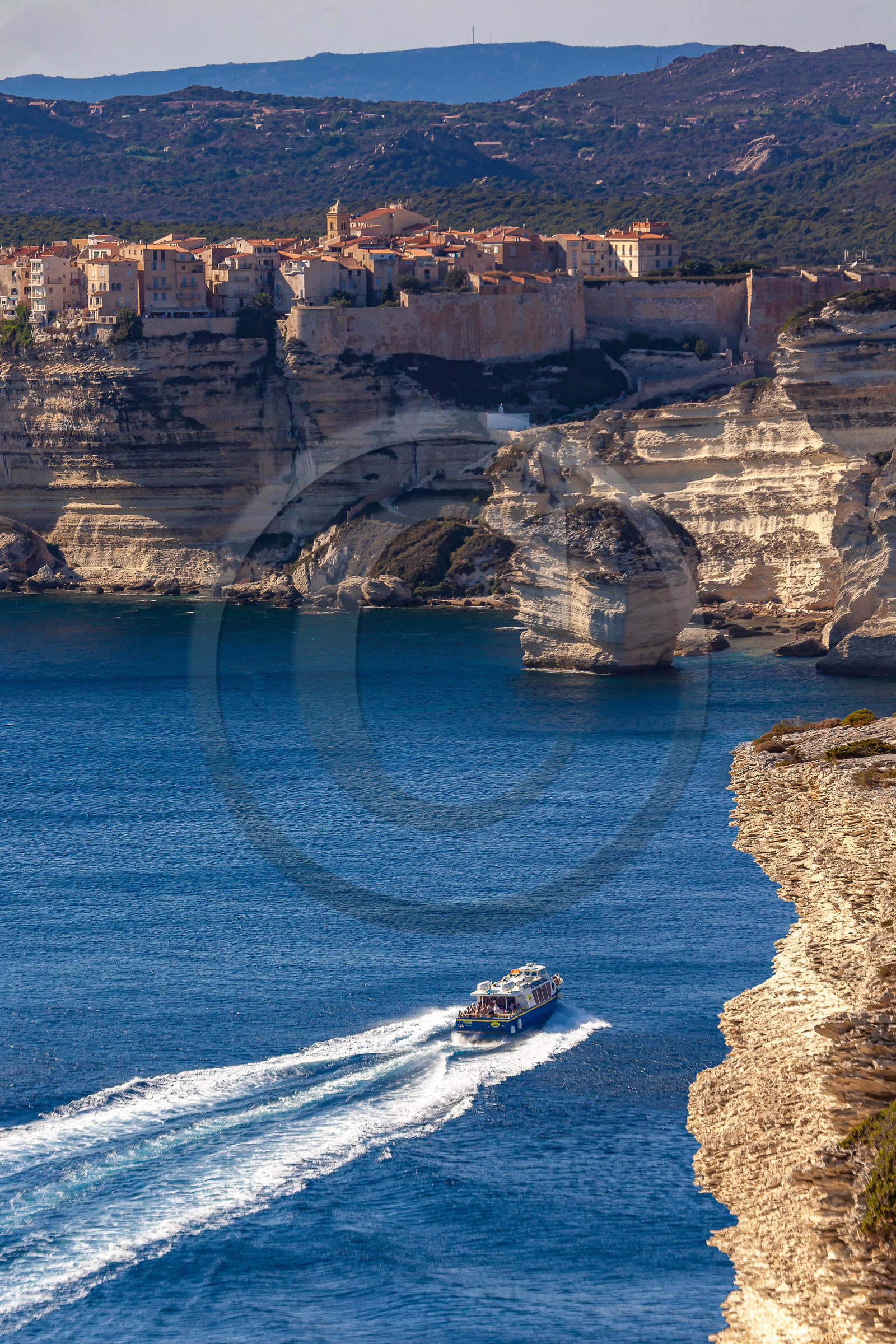 Bonifacio, bateau de promenade en mer