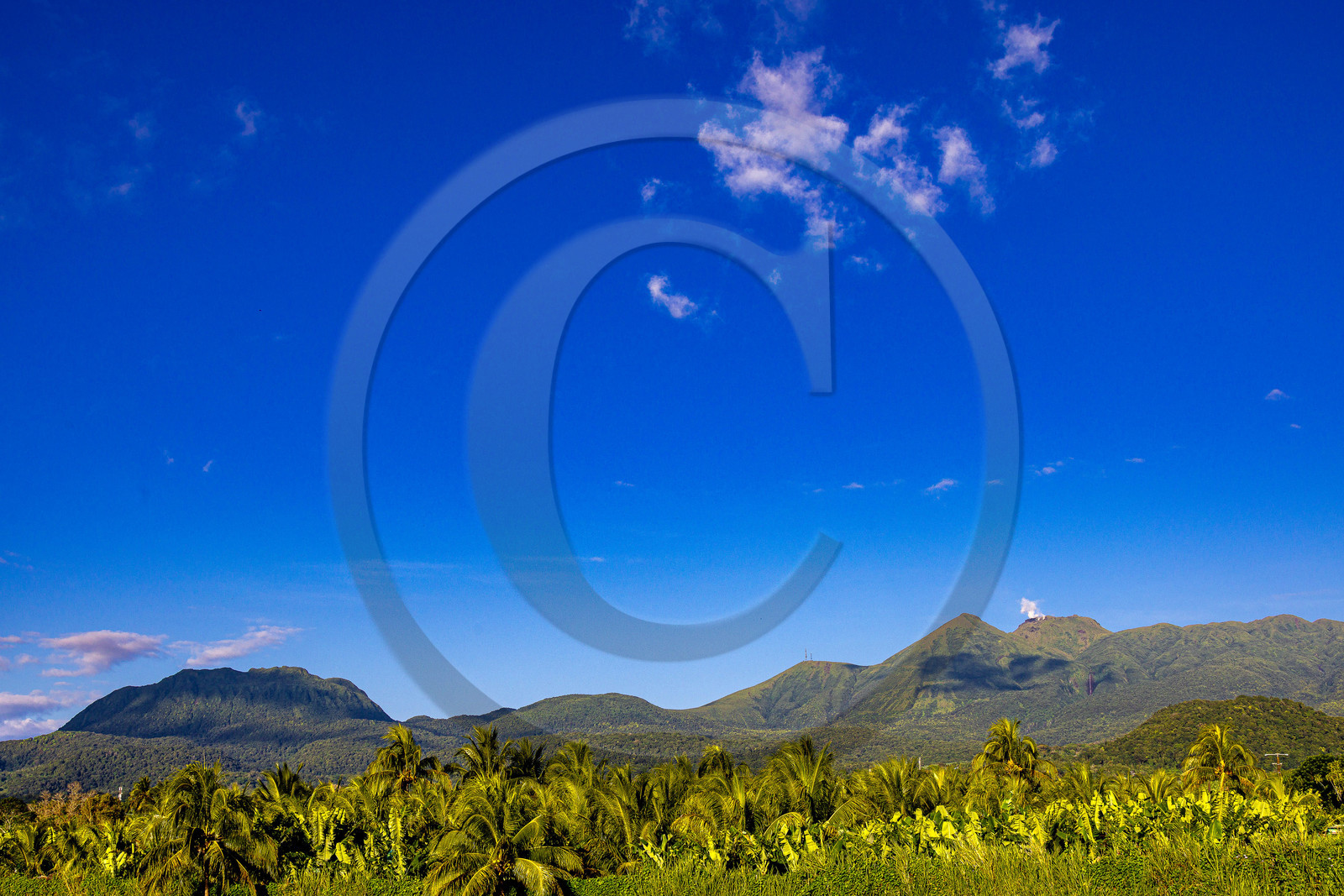 Piton L'Herminier et La Soufrière, volcan de la Guadeloupe