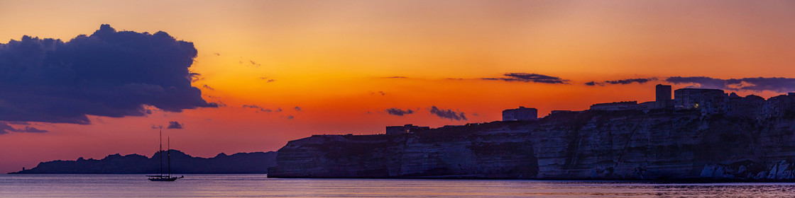 Coucher de soleil sur Bonifacio