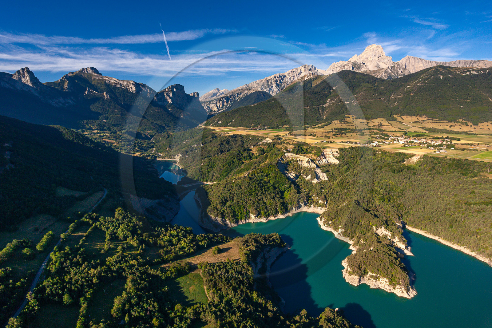 Lac du Sautet et la montagne de l'Obiou