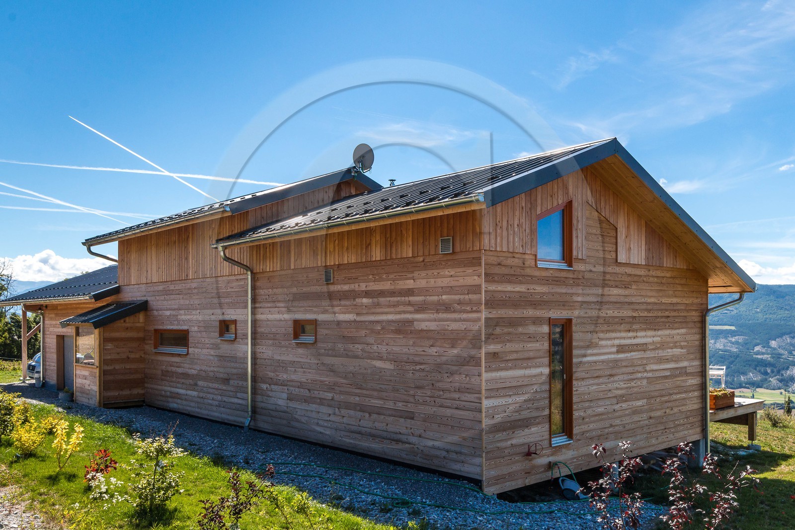 Constructeur de maison en paille