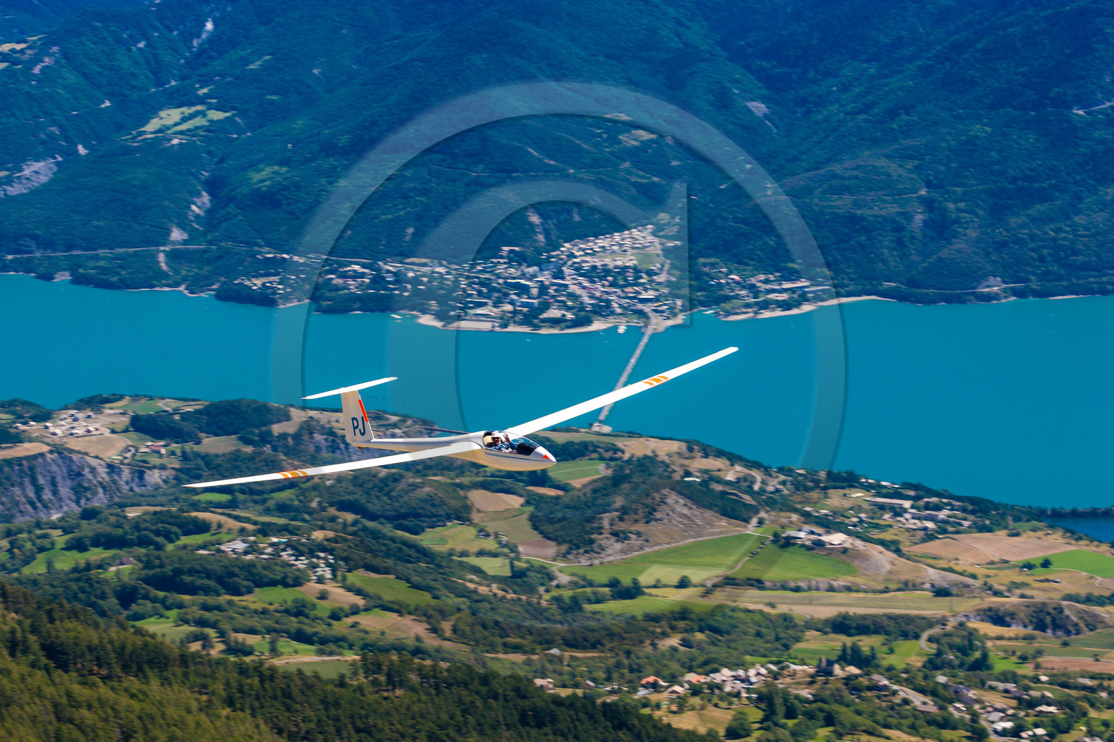 Lac de Serre-Ponçon, vol à voile