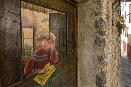 Vallée de la Tinée, Roubion, portes peintes