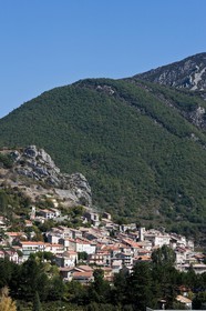 vallée du Buech, village de Serres