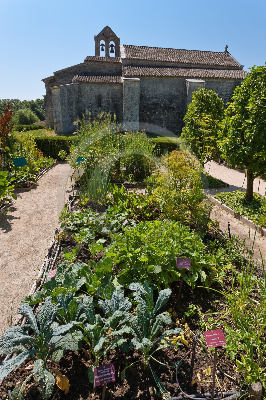 Prieuré Notre-Dame de Salagon et les jardins