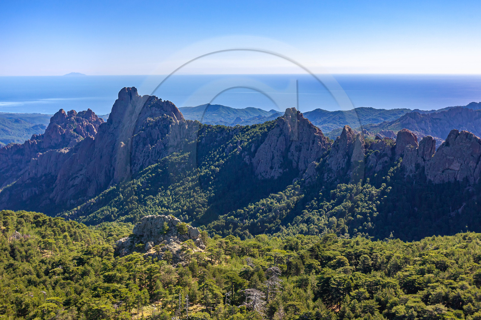 Les Aiguilles de Bavella (forchi di Bavedda )