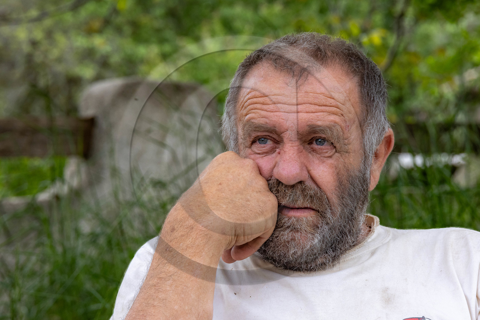 Turriers, André Maurel, éleveur
