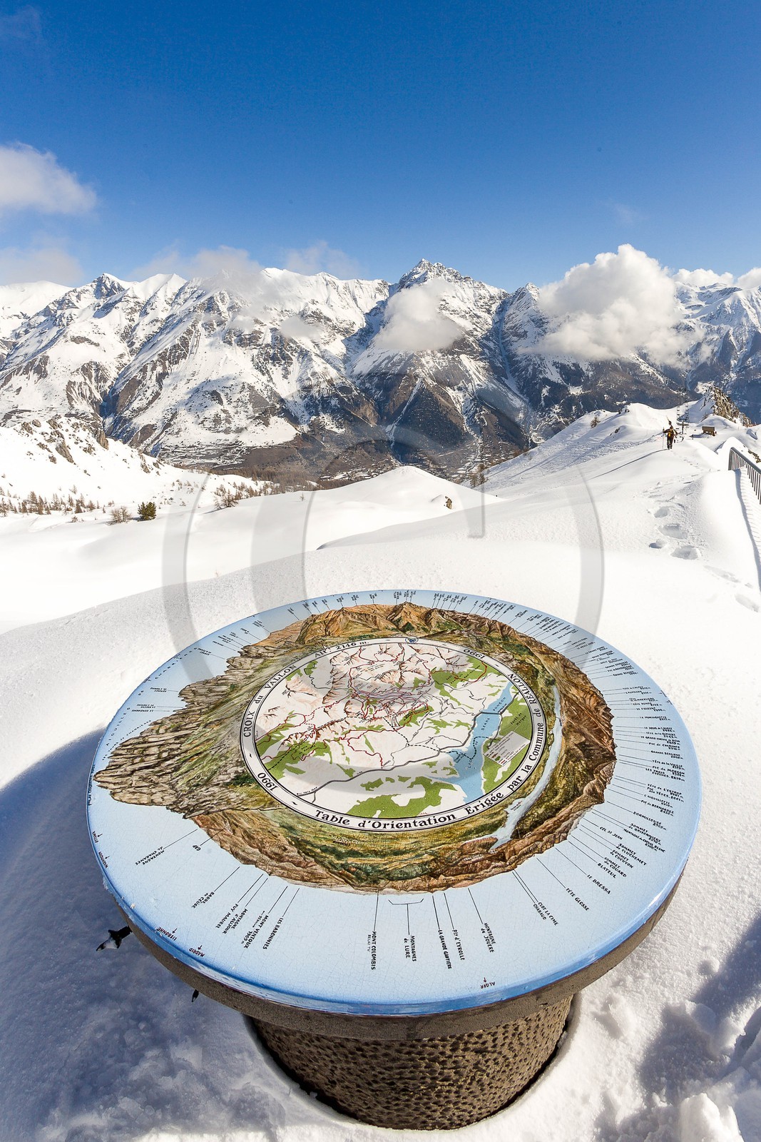 Pays de Serre-Ponçon, Réallon et les Aiguilles de Chabrières, table d'orientation