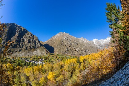 Vallée de la Bonne, village Le Désert