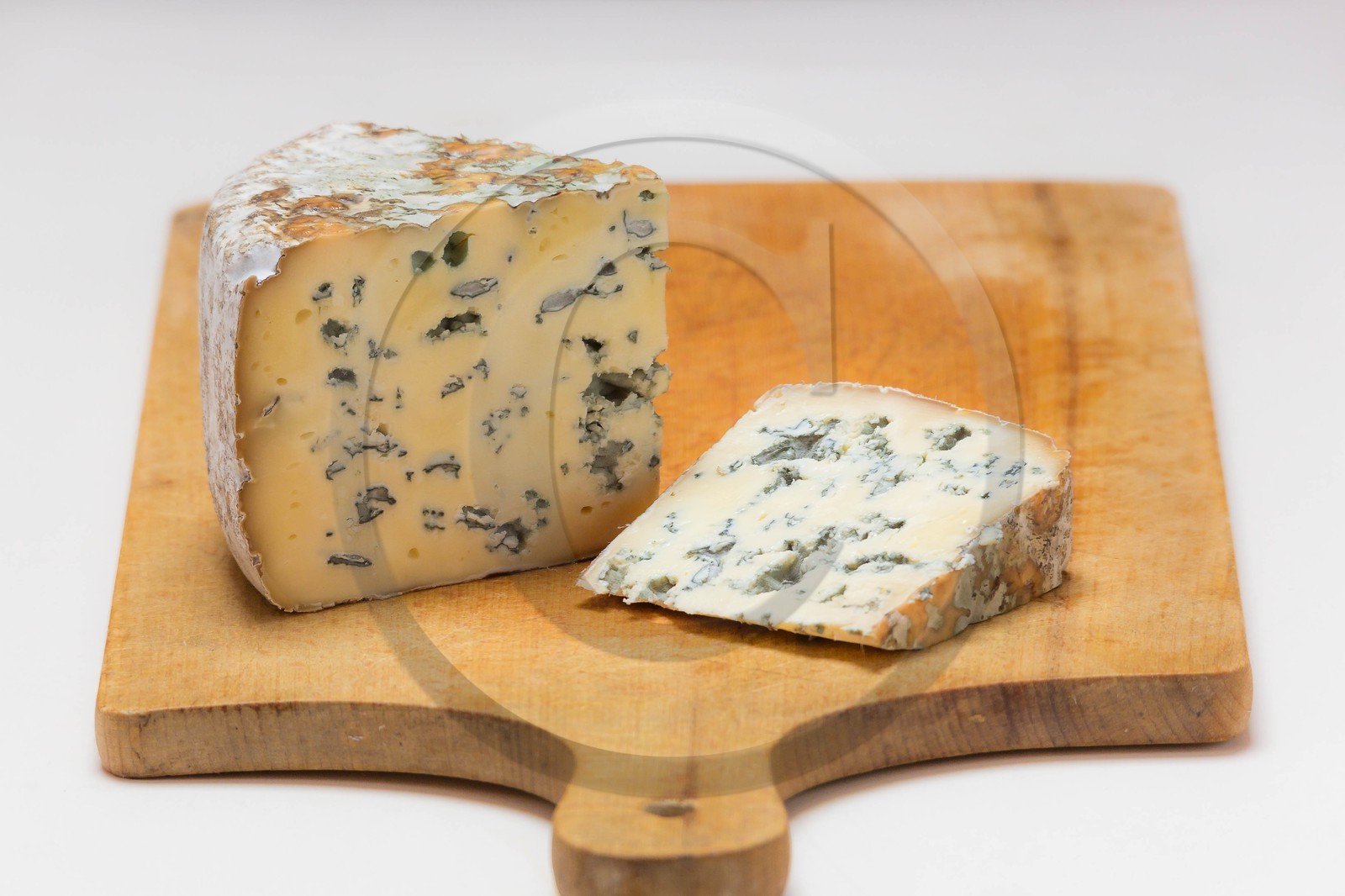 fromagerie coopérative de Château-Queyras, le bleu du Queyras,