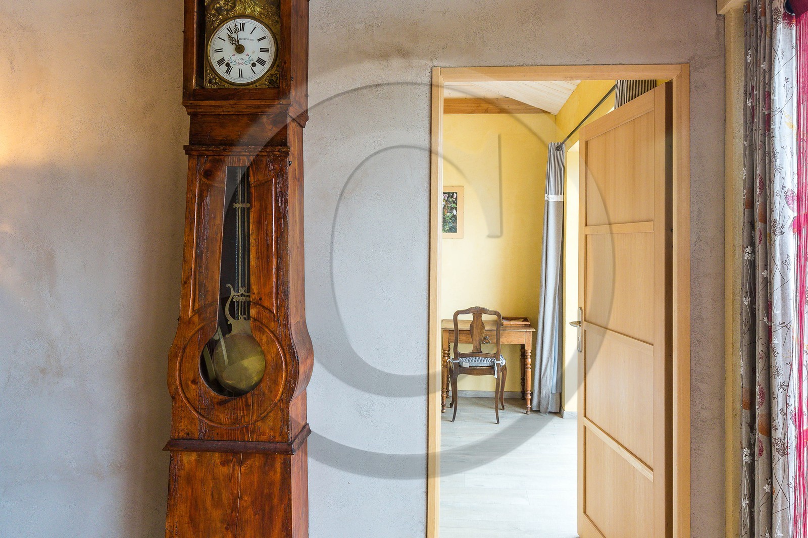 Constructeur de maison en paille